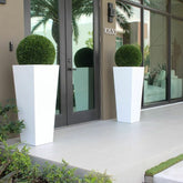 Groß Beau Fiberglas Vase Topiary