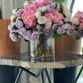 Spring Bloom Strauß In 10″ Glas Cylinder